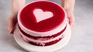 STRAWBERRY VELVET Cake / RED VELVET Cake Recipe with Strawberries / Strawberry Mousse Cake