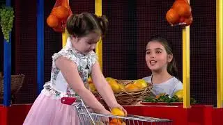 4 Year Old Speaks 7 Languages, Bella