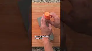 🥕 How to carve decorative carrot flowers! | Canto Cooking Club #Shorts