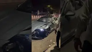 Succede in India, scaglia mattoni contro una Porsche