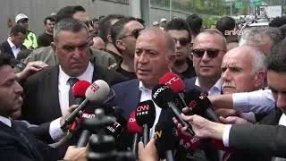 Gürsel Tekin CHP İstanbul İl Başkanlığı önünde soruları yanıtlıyor