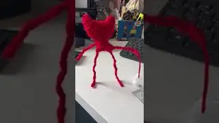 Unravel Yarny Making Of #tutorial #toyphotography #unravel @chava.fernando