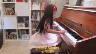 Piano Adventures gold star performance level 2B/ Festive Sonatina 3. Vivace 