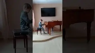 А. Роули. В стране гномов