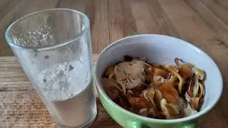 Если смешать пол стакана МУКИ и маринованные ГРИБОЧКИ вот что из этого получится