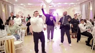 Cea mai Frumoasa Muzica de Petrecere  #NUNTA  ♫ ABONEAZĂ-TE ▶ @Sparivak_Ivan  Музыканты на свадьбу !