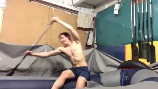 С паузой
