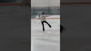 Отрабатываю новое движение, пока кривенько ) 