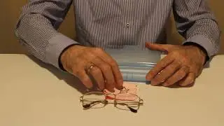 пластиковый футляр для узких очков