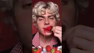 strawberry makeup?! 😂👀🍓