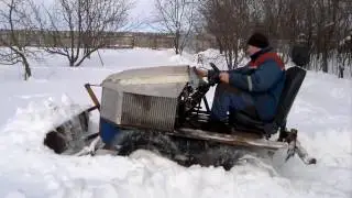 Движок от Оки, мосты от жигулей, раздатка от Нивы коробка от Оки.  18.01.2017