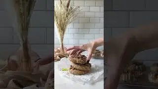 🍽️ Elevate Your Food Photography with the Best Surfaces! | Quick Tips Short