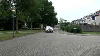 MELDING REANIMATIE | Politie met volle vaart over drempel! - Brandweer Politie ambulance Lelystad!