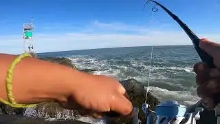 Que tanto vale la pena arriesgarse por la pesca? Pescando striped bass y blue fish.