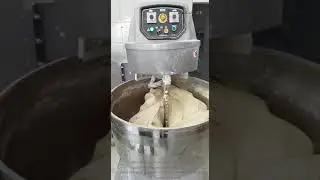 Тестомес BELOVEN KDM самоопрокидывающийся двух скоростной (Турция)