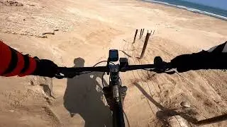 Faros Viejo y Nuevo. Descenso a Media  Luna en bici