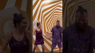 We Figured It Out at MOI Denver ! 🎥 Annie Rose #FigureItOut #MuseumofIllusions #funky #illusions