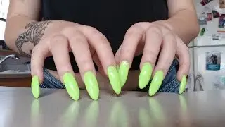 ASMR- FAST Tapping & Scratching On Different Surfaces
