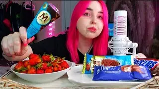 Мороженое и ягоды мукбанг/еда на камеру/mukbang