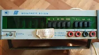 Вольтметр В 7-22А. Есть золото и конденсаторы КМ.