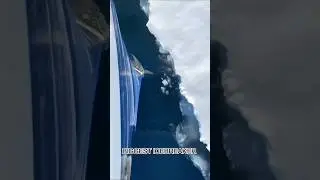 Biggest Ice Break ship