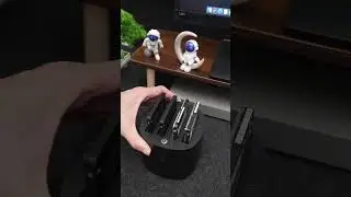Magnetic Tool-free 4 Bay 2.5” HDD/SSD Docking Station with Fan 