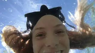 @trinamason ASMR underwater swimming sounds in the ocean healing subcon with sound