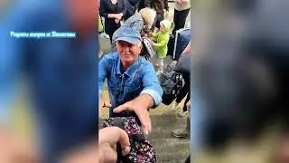 А где все встречающие? МУЖ ВСТРЕЧАЕТ фирменным  ПИРОГОМ!