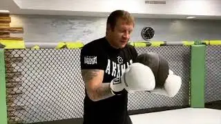 Александр Емельяненко против Маги