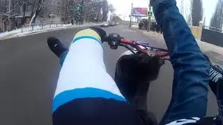 катнул на елку