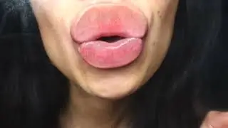 HOW LONG WILL THIS LIPSTICK LAST WITH GLASSKISSING