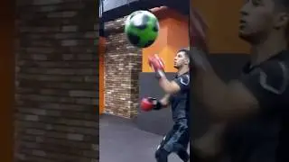 Не пропускайте тренировки – это быстро становится привычкой.#sports#mma#world#followme#like