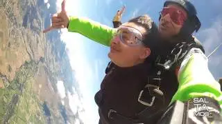 SkyDiveBcn - Salto en paracaídas de mi hermana! [Edit] [GoPro]