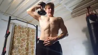 Arm workout + muscle flexing