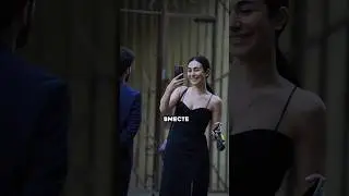 Она спешила по важным делам…😂