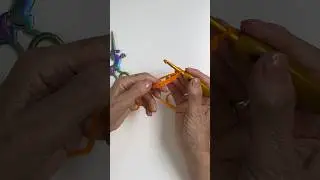 Первая петля и цепочка из воздушных петель - даже малыш сможет начать вязать крючком 💫