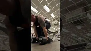 Trying out the 100lb Dumb Bells #gains