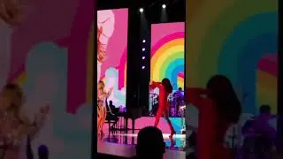 Mariah Carey VS Bianca Storm (Bianca’s a** got drag) #CautionWorldTour Live In Houston