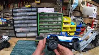 Carisma MSA-1E Coyote - 1/24 Mini RC Crawler - Indoor Course Wheels