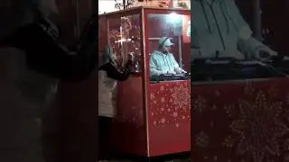 - Элджея поставь!!