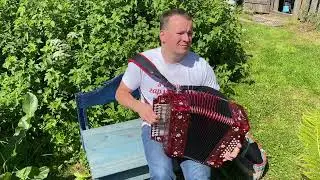 мастерство и хорошая гармонь получается шедевр! Алексей Воронцов на гармони Хорошилова.