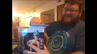Gogeta Statue unboxing