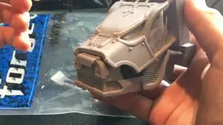 Warhammer 40k - Warhound Titan Unbagging