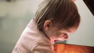 Die Welt aus Kinderaugen sehen - Unfälle durch Vergiftung vermeiden