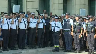 Gendarme tué dans un refus d'obtempérer: cérémonie d'hommage à Cannes | AFP Images