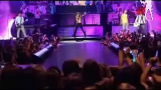 Demi Lovato At Jonas Brothers The 3D Concert Experience