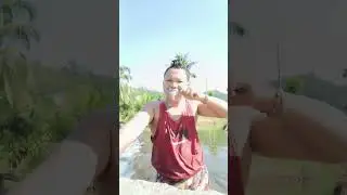 MANDI DI SUNGAI DIPAGI HARI