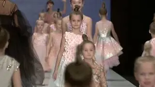 Наши ученики на Mercedes-Benz Fashion Week 2017