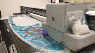 Do you know how the pattern on the paddle board is printed？