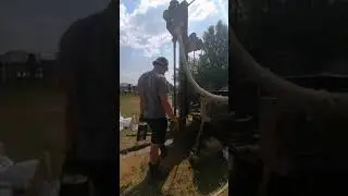 Бурение скважины в Кокшамарах